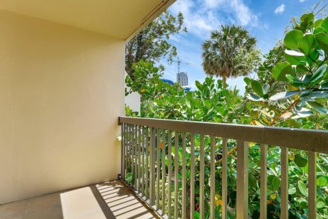 Touwnhouse à vendre à Aventura, Floride: 3 chambres, 306.58 m2 № 1207730 - photo 4