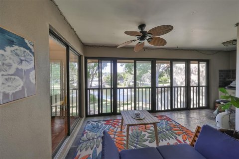 Copropriété à louer à Palm Harbor, Floride: 3 chambres, 147.34 m2 № 1355554 - photo 6