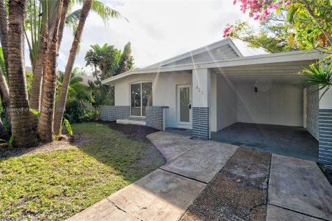 Villa ou maison à vendre à West Palm Beach, Floride: 4 chambres, 173.08 m2 № 1384270 - photo 5