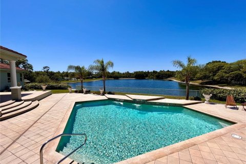 Casa en venta en Spring Hill, Florida, 6 dormitorios, 523.13 m2 № 1400616 - foto 7