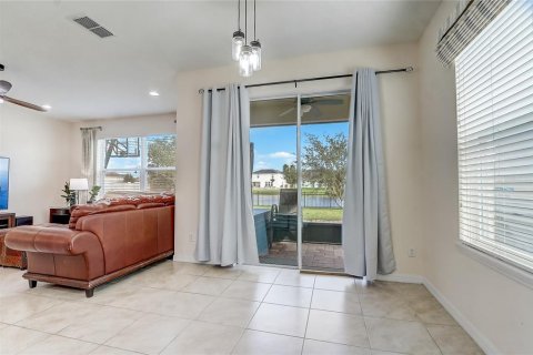 Villa ou maison à vendre à Orlando, Floride: 5 chambres, 268.3 m2 № 1400614 - photo 20