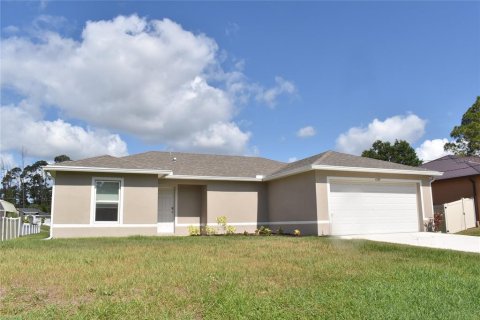 House in North Port, Florida 3 bedrooms, 119.29 sq.m. № 1212267 - photo 23