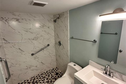 Copropriété à louer à Hialeah, Floride: 1 chambre, 61.32 m2 № 1358578 - photo 6