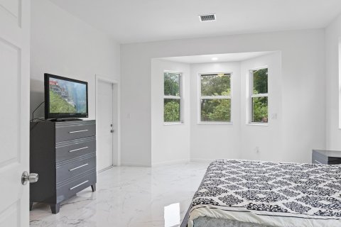 Casa en venta en Southwest Ranches, Florida, 4 dormitorios, 337.14 m2 № 913435 - foto 23