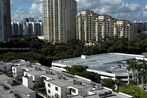 Condo in Aventura, Florida, 2 bedrooms  № 1383036 - photo 11