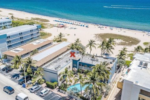Hotel en venta en Pompano Beach, Florida № 986461 - foto 2