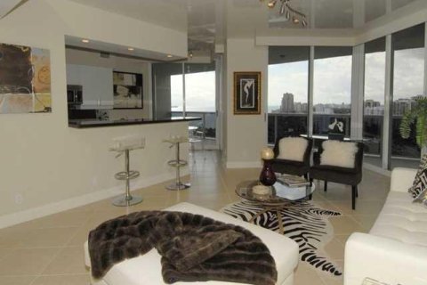 Condominio en venta en Fort Lauderdale, Florida, 2 dormitorios, 142.79 m2 № 962310 - foto 15