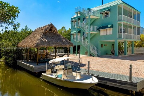 Casa en venta en Key Largo, Florida, 4 dormitorios, 164.99 m2 № 1181601 - foto 2