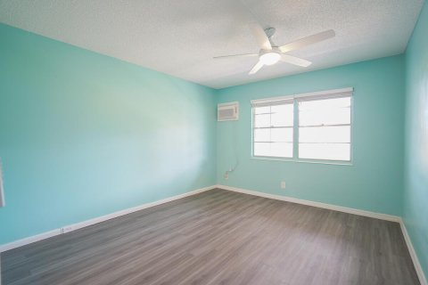 Copropriété à vendre à Deerfield Beach, Floride: 2 chambres, 76.18 m2 № 1173239 - photo 17