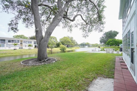 Copropriété à vendre à Deerfield Beach, Floride: 2 chambres, 76.18 m2 № 1173239 - photo 4