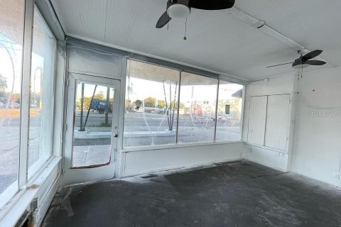 Propiedad comercial en alquiler en Tampa, Florida, 419.55 m2 № 1358217 - foto 18