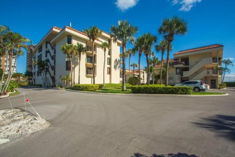 Condominio en alquiler en Fort Pierce, Florida, 3 dormitorios, 178.28 m2 № 978629 - foto 9