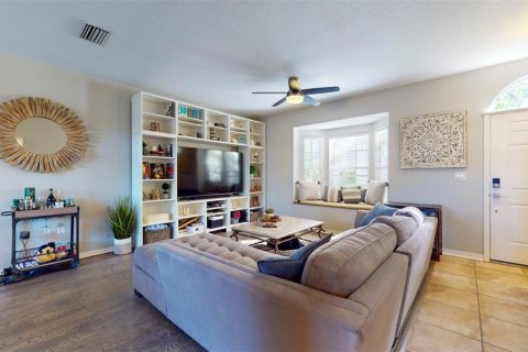 Condo in Tampa, Florida, 2 bedrooms  № 1409967 - photo 6