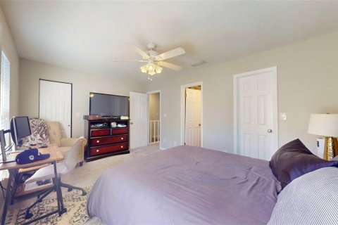 Condo in Tampa, Florida, 2 bedrooms  № 1409967 - photo 17