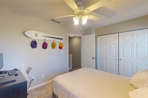 Condo in Tampa, Florida, 2 bedrooms  № 1409967 - photo 25