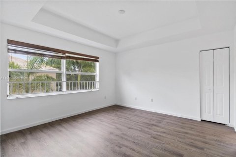 Villa ou maison à vendre à Miramar, Floride: 4 chambres, 190.82 m2 № 1094912 - photo 20