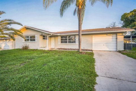 Villa ou maison à vendre à Port Richey, Floride: 3 chambres, 112.23 m2 № 1379698 - photo 1