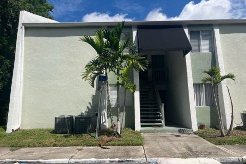 Condominio en venta en Largo, Florida, 1 dormitorio, 66.24 m2 № 1379653 - foto 1