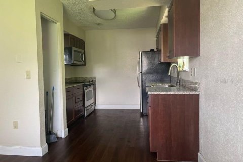 Condominio en venta en Largo, Florida, 1 dormitorio, 66.24 m2 № 1379653 - foto 6