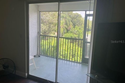 Condominio en venta en Largo, Florida, 1 dormitorio, 66.24 m2 № 1379653 - foto 12