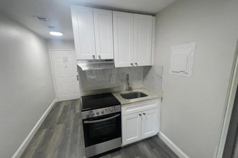 Condominio en alquiler en Orlando, Florida, 2 dormitorios, 104.42 m2 № 1355867 - foto 27