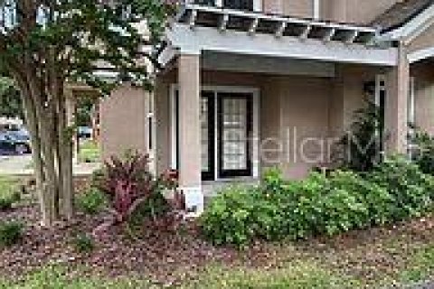 Condominio en venta en Orlando, Florida, 2 dormitorios, 107.77 m2 № 937259 - foto 2