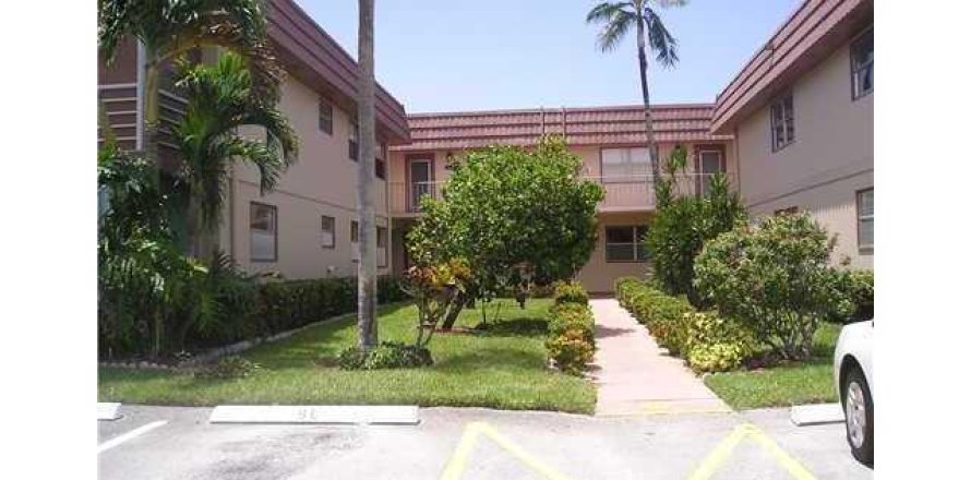 Condominio en Delray Beach, Florida, 2 dormitorios  № 1178359