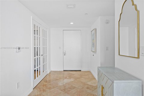 Copropriété à vendre à Hallandale Beach, Floride: 3 chambres, 191.84 m2 № 1291903 - photo 18