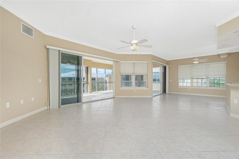 Condominio en venta en Englewood, Florida, 4 dormitorios, 256.5 m2 № 744922 - foto 10