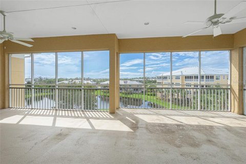 Condominio en venta en Englewood, Florida, 4 dormitorios, 256.5 m2 № 744922 - foto 5
