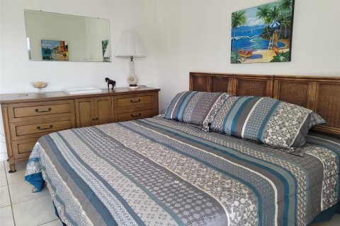 Condo in Miami, Florida, 1 bedroom  № 976546 - photo 10