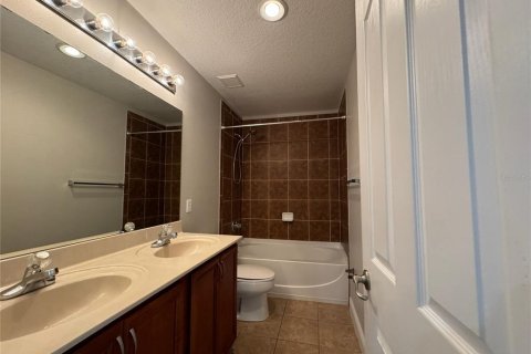 Casa en venta en Orlando, Florida, 4 dormitorios, 205.13 m2 № 1426592 - foto 12