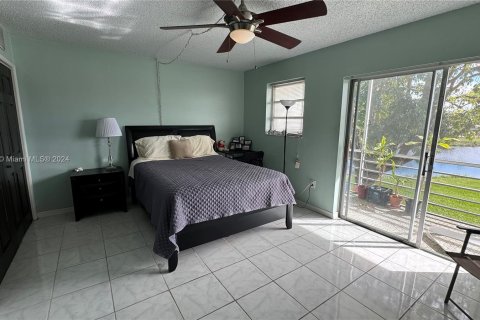 Condominio en venta en Miami Gardens, Florida, 1 dormitorio, 64.2 m2 № 1437146 - foto 13