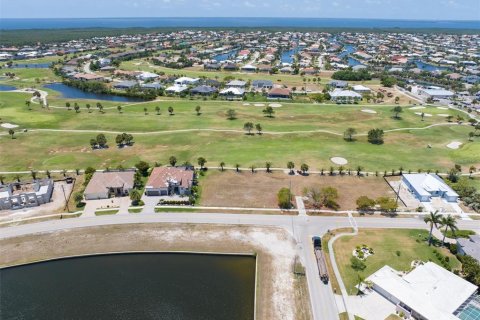 Terrain à vendre à Punta Gorda, Floride № 1194497 - photo 12