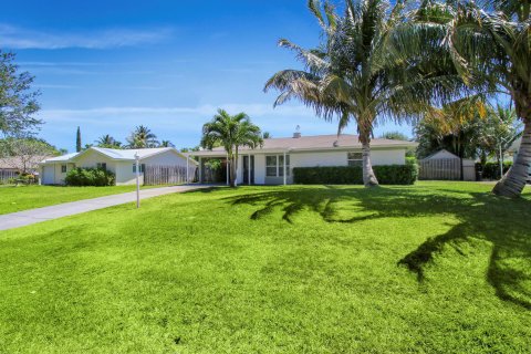 Villa ou maison à vendre à Jupiter, Floride: 2 chambres, 102.75 m2 № 1187701 - photo 1