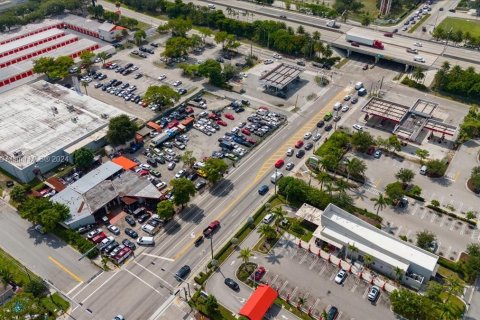 Immobilier commercial à vendre à Miami Gardens, Floride № 1329718 - photo 13