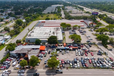 Immobilier commercial à vendre à Miami Gardens, Floride № 1329718 - photo 15