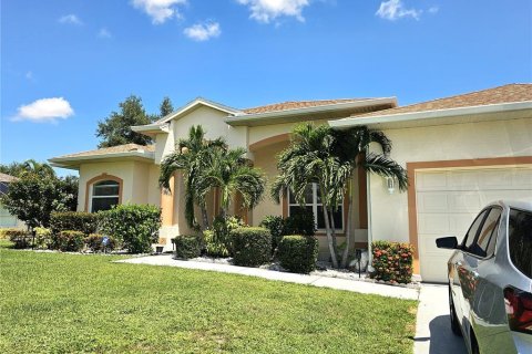 Villa ou maison à louer à Port Charlotte, Floride: 4 chambres, 232.63 m2 № 1346705 - photo 23