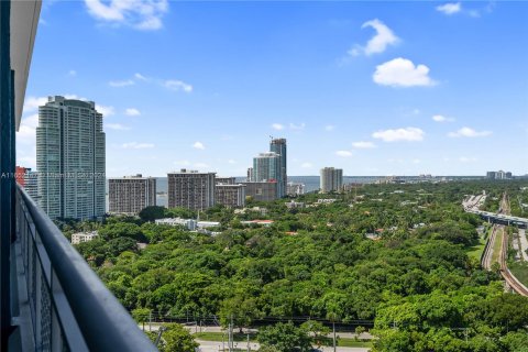 Copropriété à louer à Miami, Floride: 1 chambre, 55.28 m2 № 1355140 - photo 2