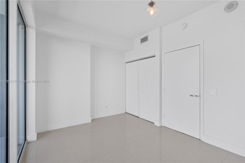 Condominio en alquiler en Miami, Florida, 1 dormitorio, 55.28 m2 № 1355140 - foto 21