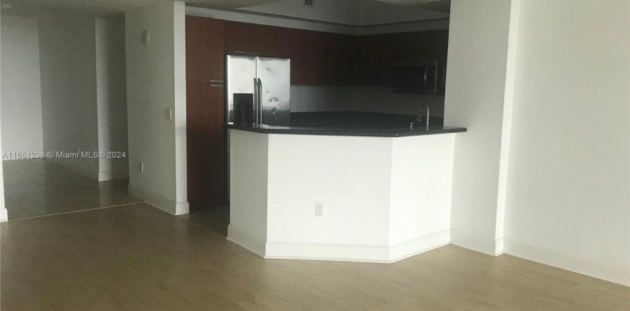 Condo à North Miami, Floride, 2 chambres  № 1355139