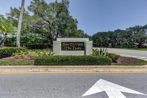 Touwnhouse à vendre à Palm Beach Gardens, Floride: 2 chambres, 107.02 m2 № 939085 - photo 1