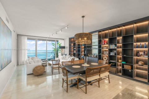 Condominio en alquiler en Sunny Isles Beach, Florida, 4 dormitorios, 249.16 m2 № 1375609 - foto 4