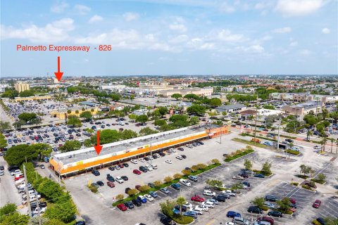 Immobilier commercial à vendre à Hialeah, Floride № 1176271 - photo 5