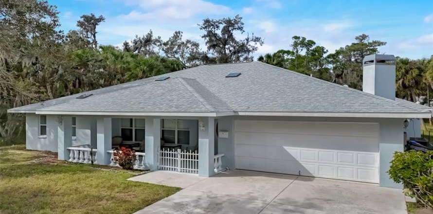 House in North Port, Florida 3 bedrooms, 238.76 sq.m. № 1194551