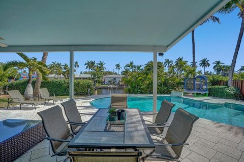 House in Fort Lauderdale, Florida 4 bedrooms, 171.22 sq.m. № 1092932 - photo 9