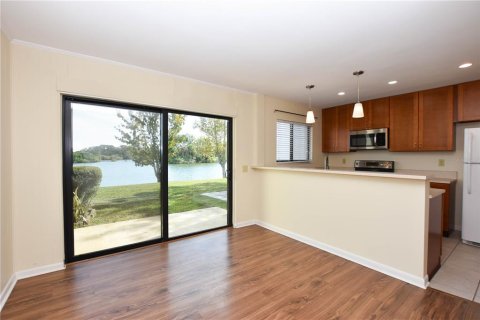 Condo in Lakeland, Florida, 2 bedrooms  № 1387353 - photo 15