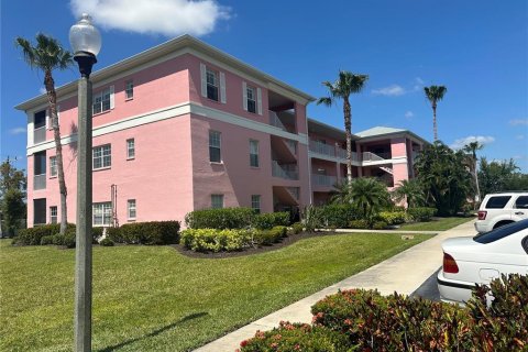 Condominio en venta en Punta Gorda, Florida, 2 dormitorios, 92.53 m2 № 1134240 - foto 1