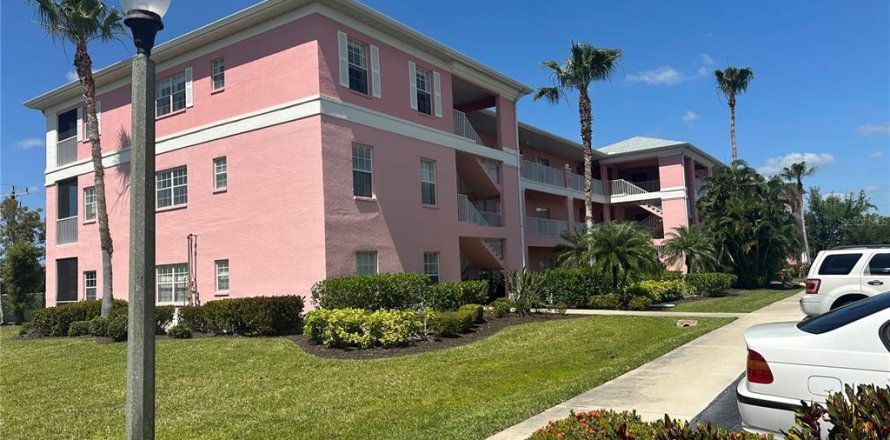 Condo in Punta Gorda, Florida, 2 bedrooms  № 1134240