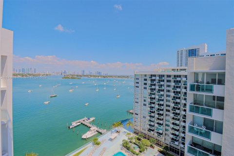 Condo in Miami Beach, Florida, 1 bedroom  № 1141738 - photo 13